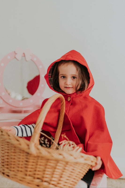 Enchanted Poncho “Little Red Riding Hood”