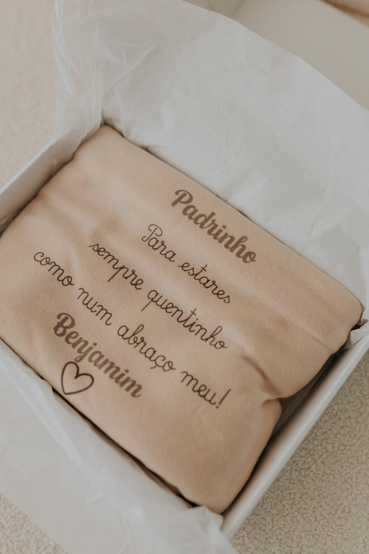 Personalized Blanket – A Hug Full of Love!